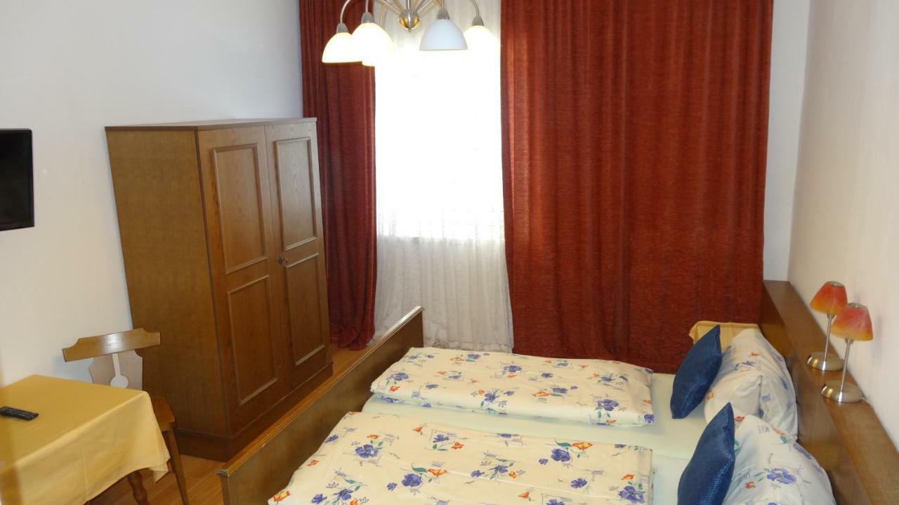 Gasthof Post Hotel Kremsbrucke Quarto foto
